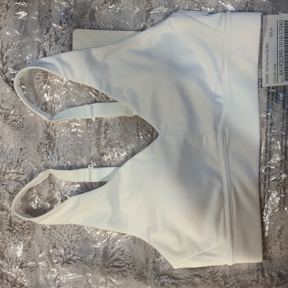 Fabletics all day every day bra, white, medium